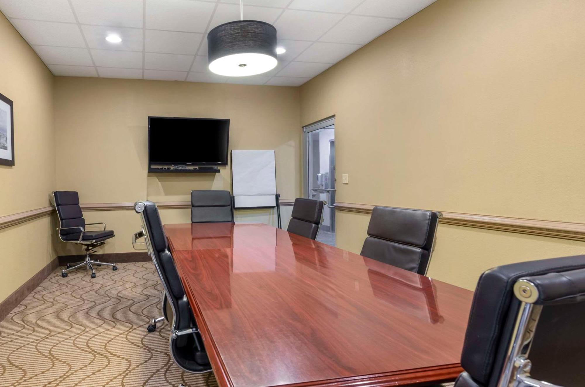 Comfort Inn & Suites Christiansburg I-81 Zewnętrze zdjęcie