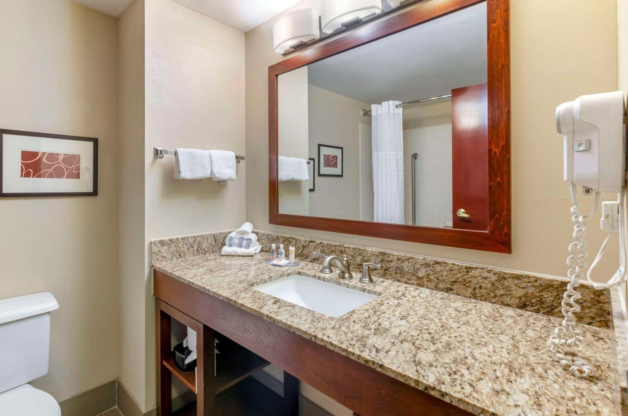 Comfort Inn & Suites Christiansburg I-81 Zewnętrze zdjęcie
