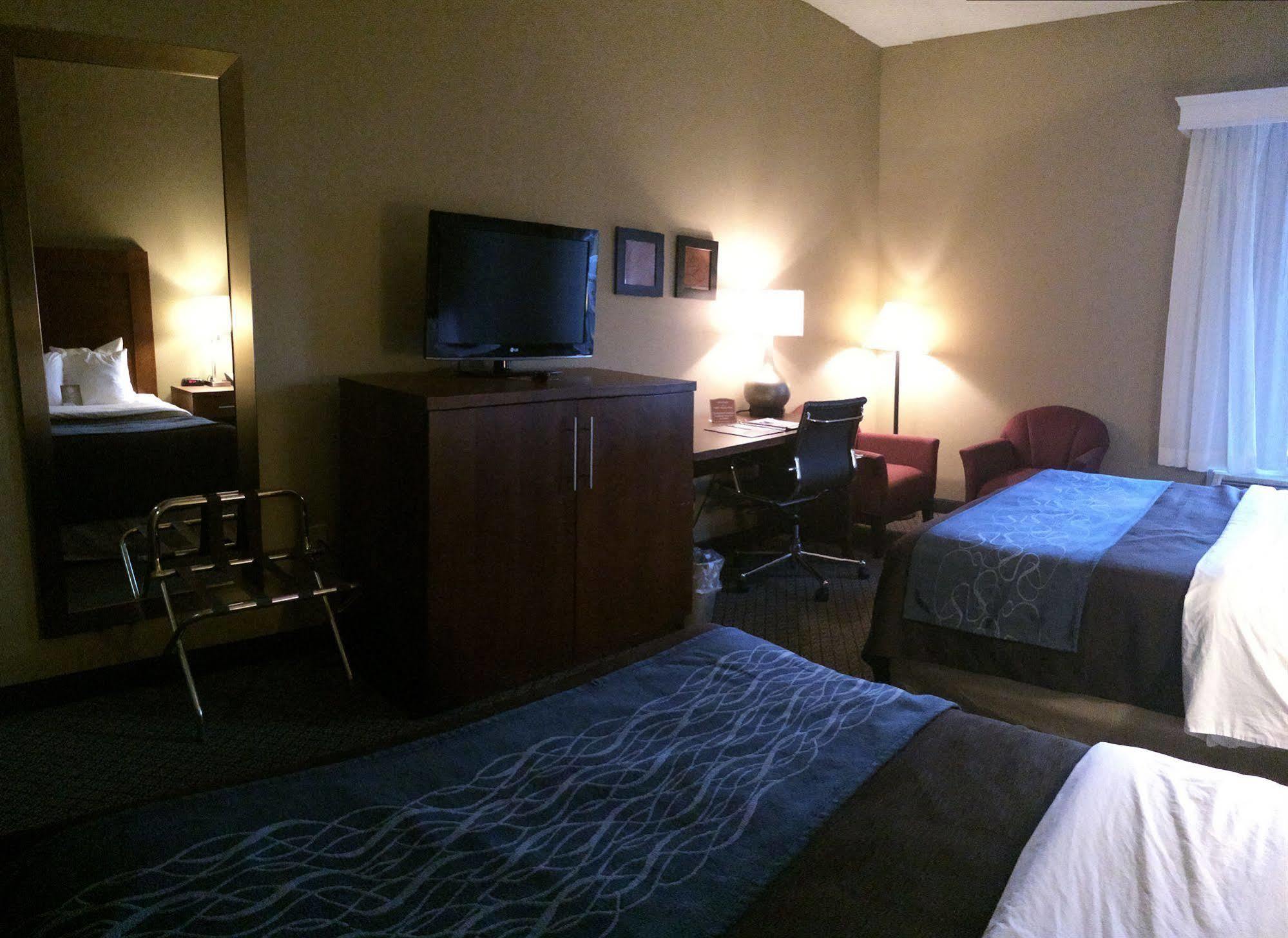 Comfort Inn & Suites Christiansburg I-81 Zewnętrze zdjęcie